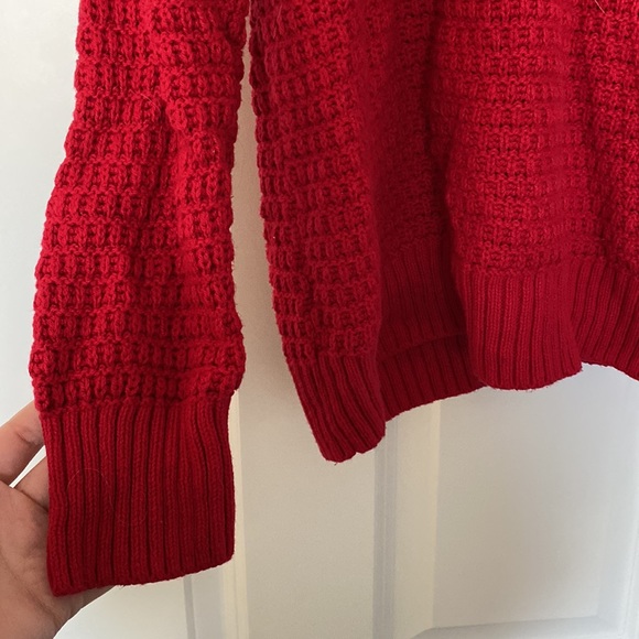 Red sweater - Picture 2 of 2
